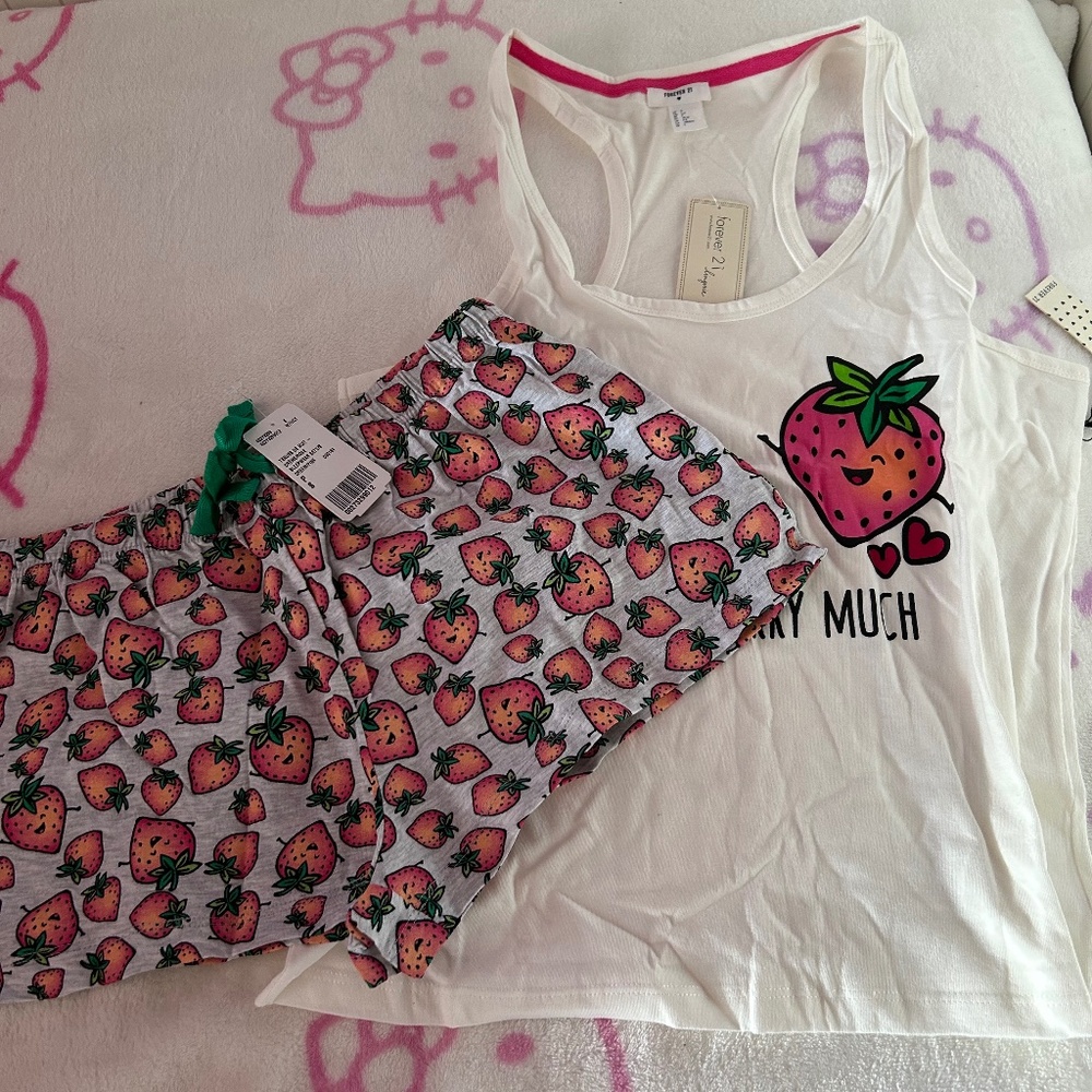 🍓 Strawberry Shorts & Tank Top Pajamas Set 🍓